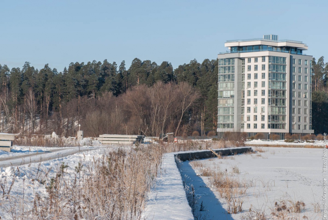 Стройка на стрелке - 01.jpg